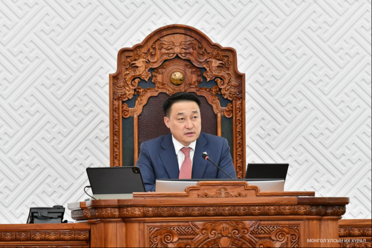 Д.Амарбаясгалан: Мэтгэлцэх, маргалдах зүйл цаашдаа ч гарна, асуудалд субьектив байдлаар хандахгүй байхыг хүсье